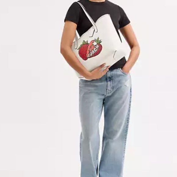 Coach City Tote Bag With Strawberry Graphic $450 RETAIL SOLD OUT - Picture 4 of 16